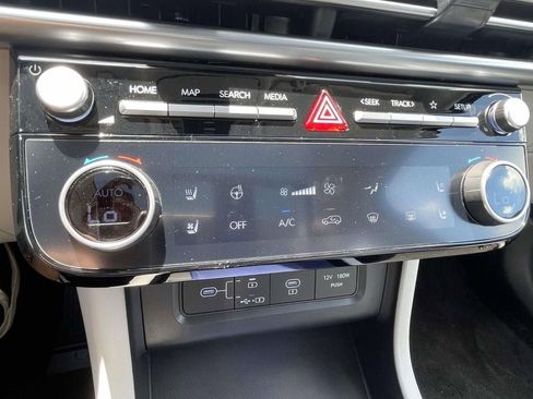 New 2026 Hyundai Tucson Limited FWD image 19