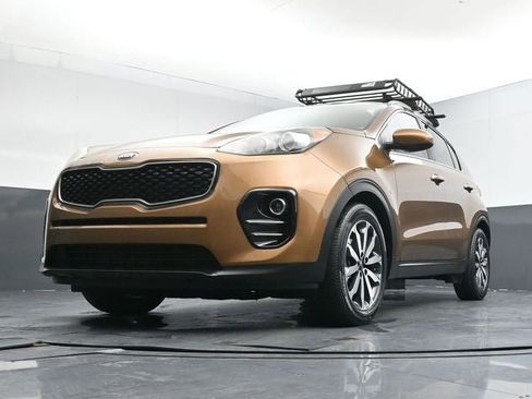 Used 2017 Kia Sportage EX image 29