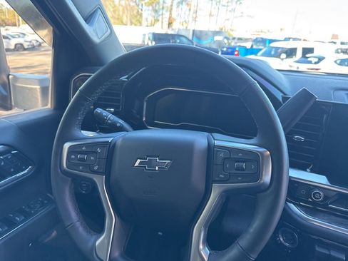 Used 2024 Chevrolet Silverado 2500 LTZ w/ LTZ Plus Package image 8