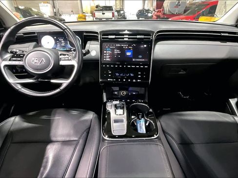 Used 2023 Hyundai Tucson Limited AWD/4WD image 16