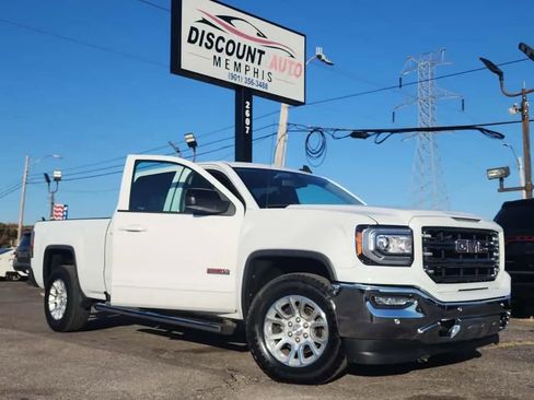 Used 2018 GMC Sierra 1500 SLT w/ All Terrain Package AWD/4WD image 3