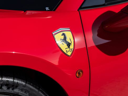 Used 2019 Ferrari 488 Pista Spider image 20