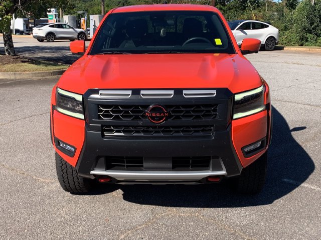 Used 2026 Nissan Frontier PRO-4X w/ Pro-4x Convenience Package AWD/4WD image 2