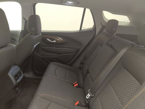 Used 2020 GMC Terrain SLE FWD image 18
