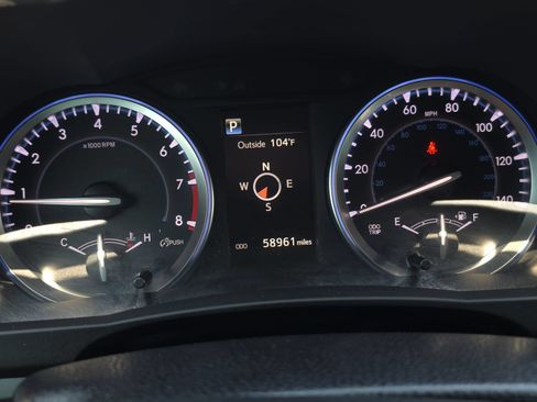Used 2017 Toyota Highlander XLE FWD image 16