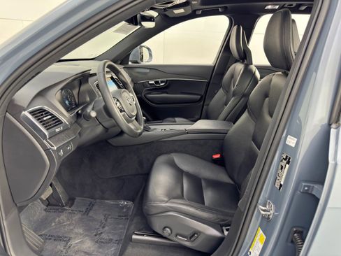 Used 2020 Volvo XC90 T6 Momentum image 15