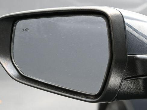 Used 2020 Chevrolet Malibu LT FWD image 8