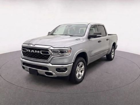 Used 2025 RAM 1500 Big Horn AWD/4WD image 3