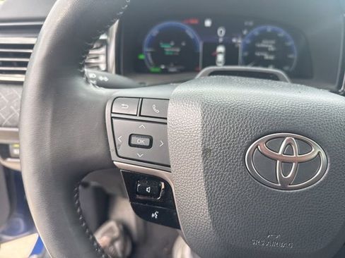 Certified 2025 Toyota Camry XLE w/ Premium Plus Package image 13