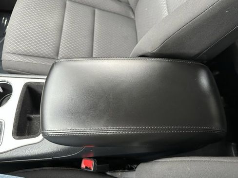 Used 2020 Jeep Grand Cherokee Laredo image 30