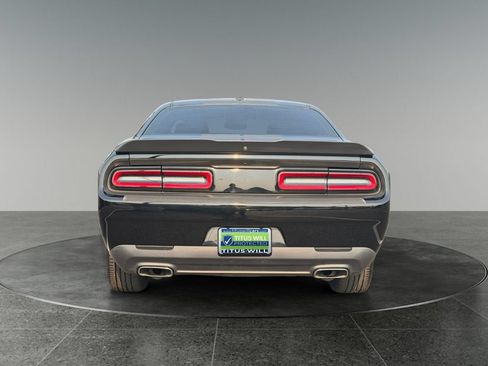 Used 2016 Dodge Challenger SXT w/ Blacktop Package RWD image 8