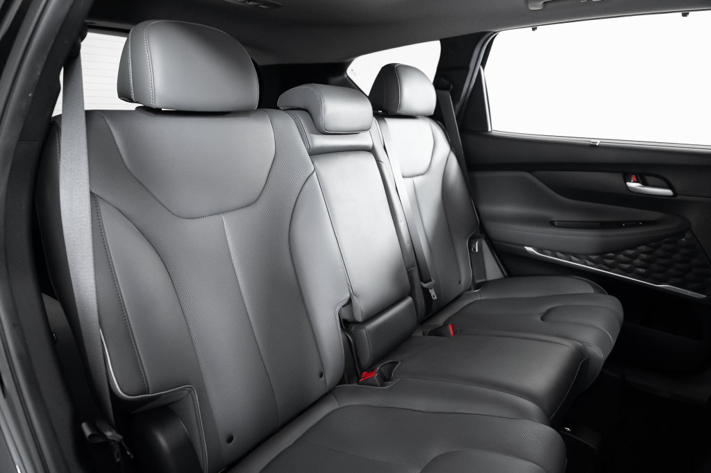 Certified 2023 Hyundai Santa Fe Limited AWD/4WD image 23