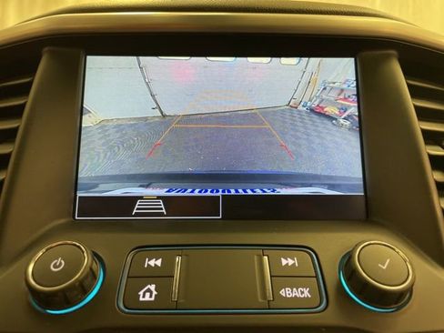 Used 2021 GMC Acadia SLE w/ Driver Convenience Package image 24