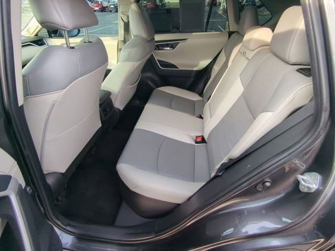 Certified 2020 Toyota RAV4 Limited image 16