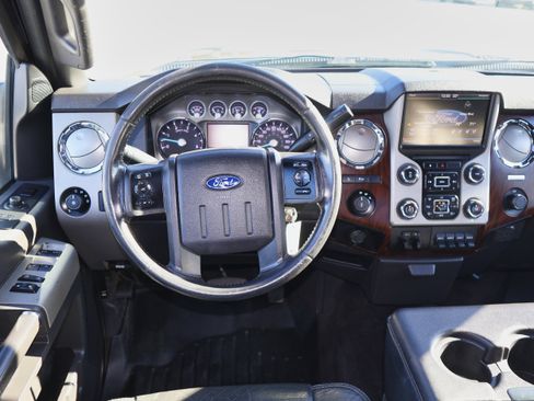 Used 2014 Ford F350 Lariat w/ Lariat Ultimate Package image 19