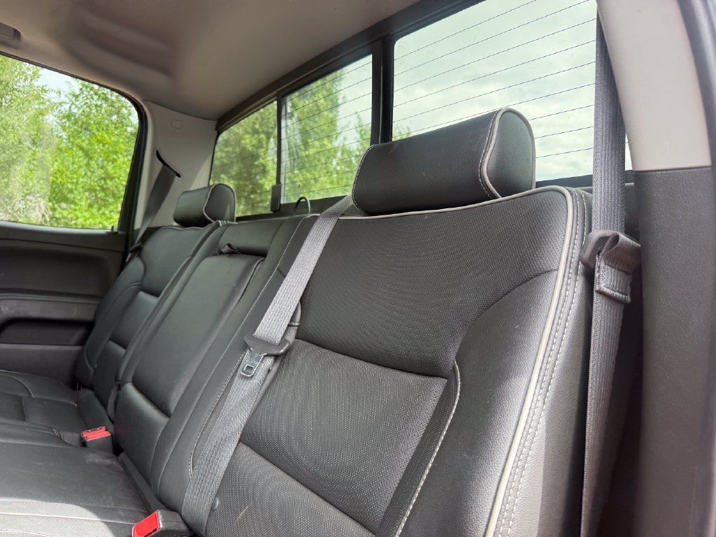 Used 2018 Chevrolet Silverado 2500 High Country w/ Duramax Plus Package AWD/4WD image 20