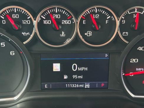 Used 2021 Chevrolet Silverado 1500 LTZ image 23