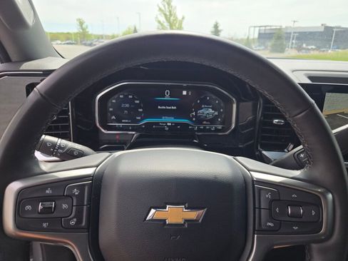 Used 2023 Chevrolet Silverado 1500 LT w/ Protection Package AWD/4WD image 34