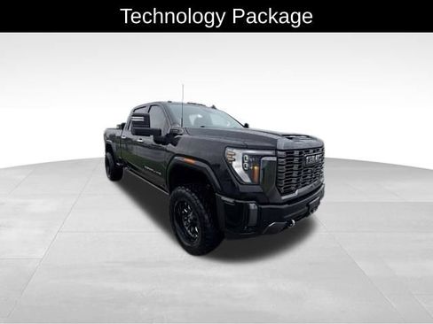 Used 2024 GMC Sierra 2500 Denali Ultimate w/ Max Trailering Package AWD/4WD image 5