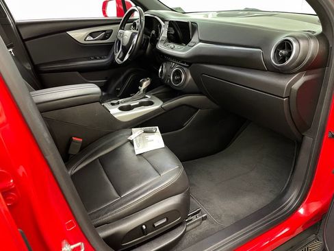 Certified 2019 Chevrolet Blazer LT w/ Sun and Wheels Package FWD image 40