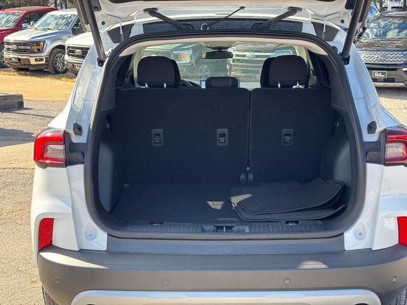 Used 2023 Ford Escape Active w/ Tech Pack #2 FWD image 11