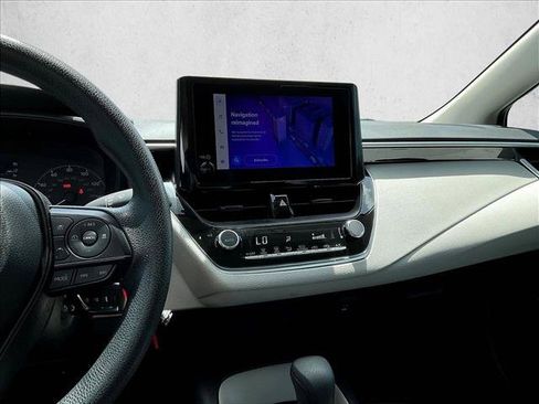 Used 2024 Toyota Corolla LE FWD image 8