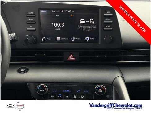 Used 2025 Hyundai Elantra Sport FWD image 15