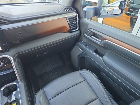 Certified 2024 GMC Sierra 2500 Denali w/ Denali Reserve Package image 14