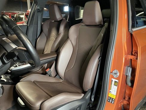 Used 2023 BMW X1 xDrive28i w/ Premium Package image 3