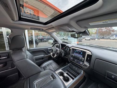 Used 2018 GMC Sierra 1500 Denali w/ Denali Ultimate Package AWD/4WD image 25