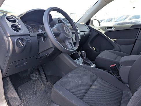 Used 2017 Volkswagen Tiguan S AWD/4WD image 14