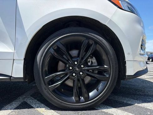 Used 2020 Ford Edge ST w/ Equipment Group 401A AWD/4WD image 33