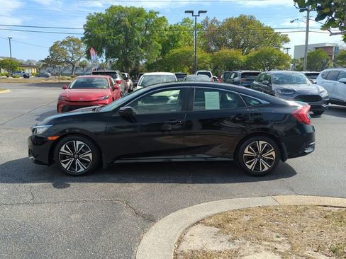 Used 2018 Honda Civic EX-L image 7