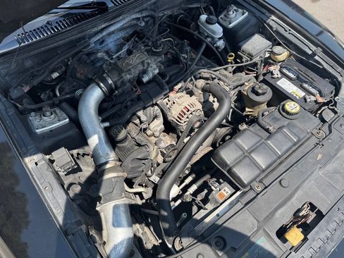 Used 2004 Ford Mustang GT RWD image 21