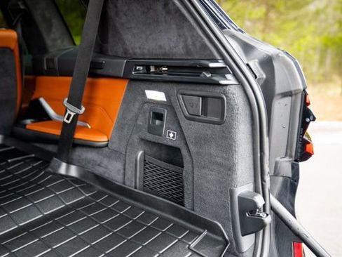 Used 2023 BMW X7 xDrive40i w/ Executive Package image 24