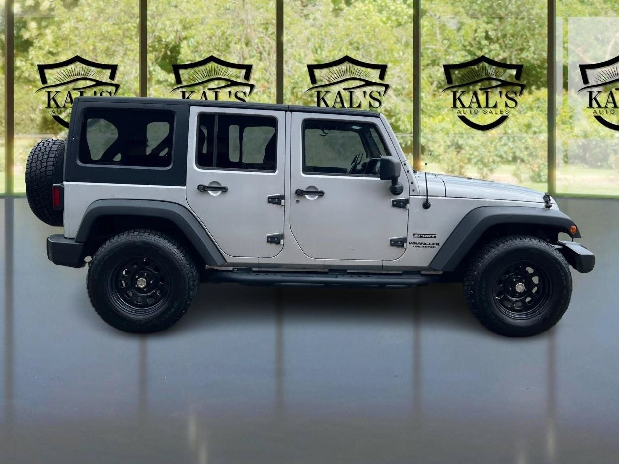 Used 2012 Jeep Wrangler Unlimited Sport AWD/4WD image 4