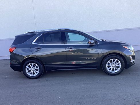 Used 2019 Chevrolet Equinox LT image 1
