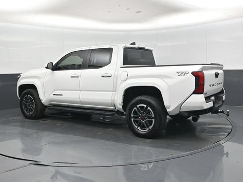 Used 2025 Toyota Tacoma TRD Sport RWD image 8