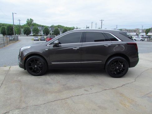 Used 2020 Cadillac XT5 Premium Luxury FWD image 5