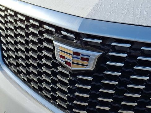 Used 2021 Cadillac XT5 Premium Luxury image 5