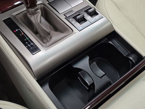 Used 2011 Lexus GX 460 Premium w/ Comfort Plus Pkg image 45