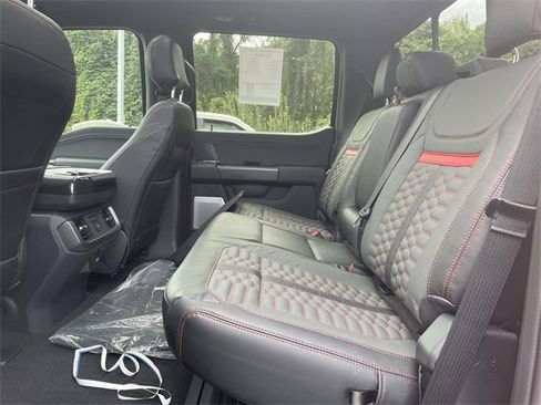 New 2025 Ford F150 Lariat w/ Equipment Group 502A High image 27