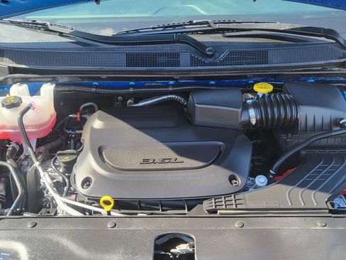 Used 2026 Chrysler Pacifica Select FWD image 43