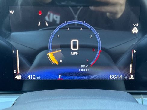 Used 2025 Chevrolet Trax LT w/ Driver Confidence Package FWD image 27