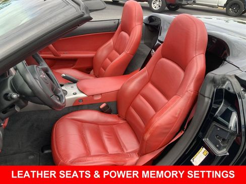 Used 2005 Chevrolet Corvette Convertible w/ Preferred Equipment Group RWD image 20