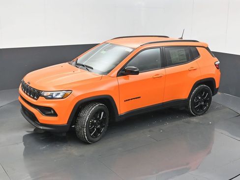 New 2026 Jeep Compass Latitude image 38