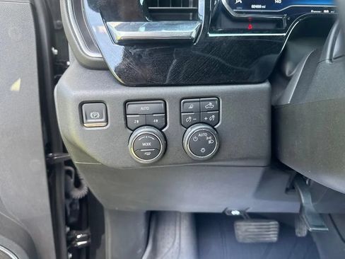 Used 2024 Chevrolet Silverado 1500 LT w/ Safety Package AWD/4WD image 19