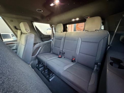 Used 2022 GMC Yukon SLE AWD/4WD image 19