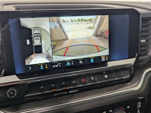 Used 2022 Chevrolet Silverado 1500 LTZ w/ Technology Package RWD image 22