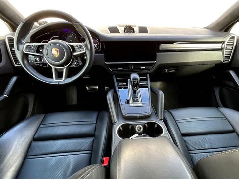 Certified 2022 Porsche Cayenne GTS image 18